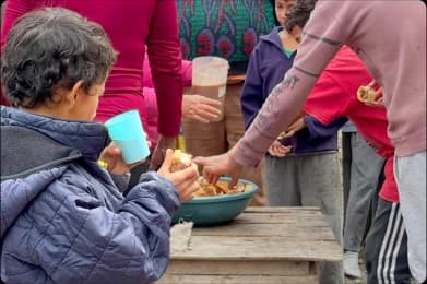 Niños compartiendo